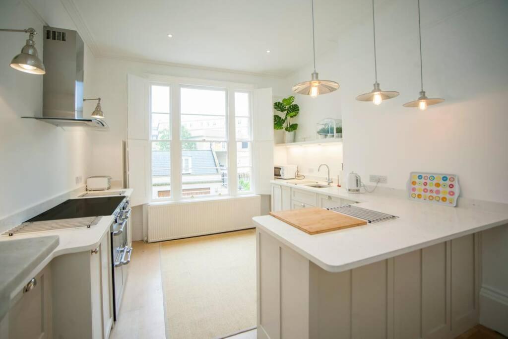 Lux City Centre Property, Slps 8 Bath Exterior photo